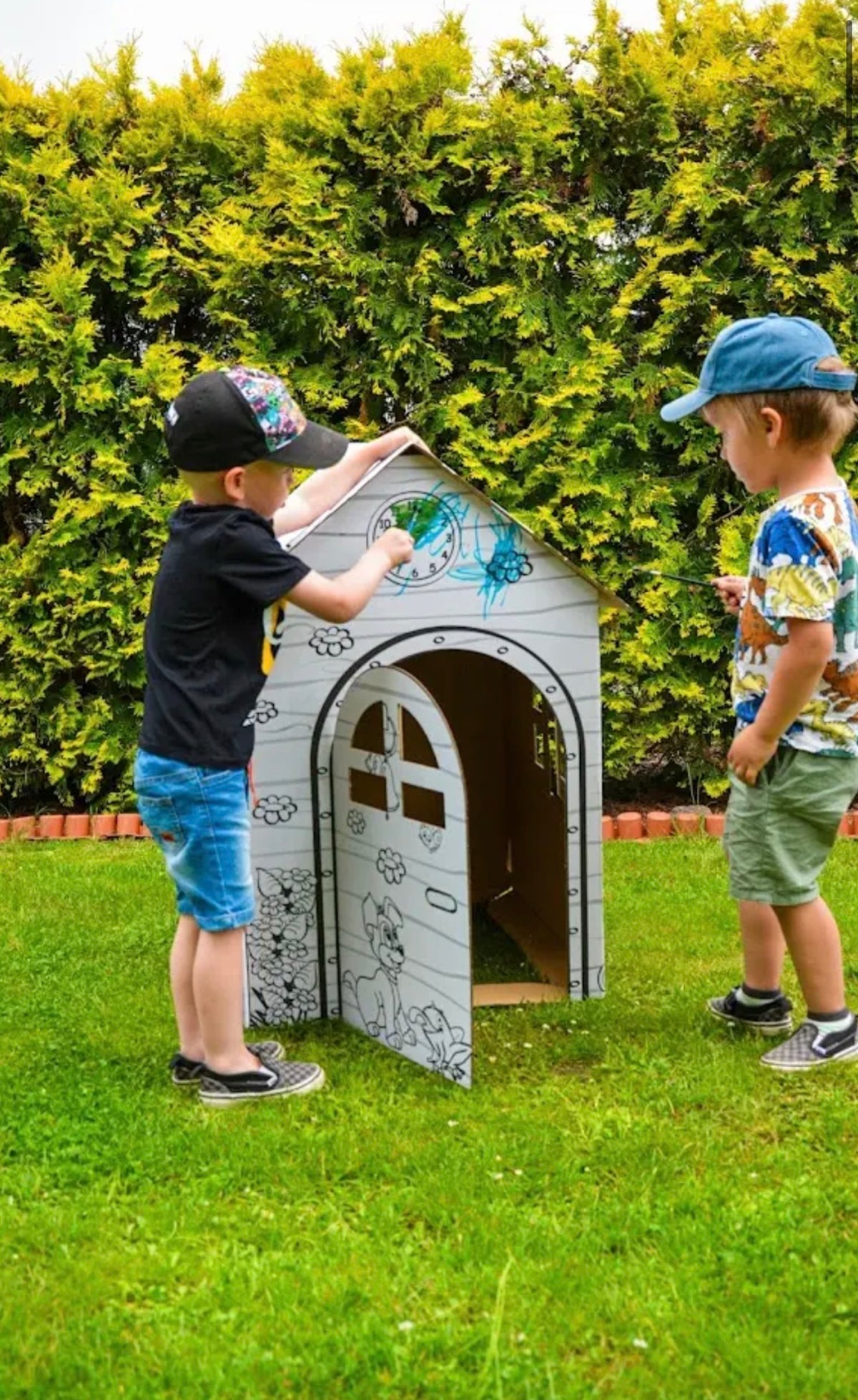 Domek dla dzieci do składania i malowania kartonowy BEZ NADRUKU INSPIRACJA MONTESSORKI